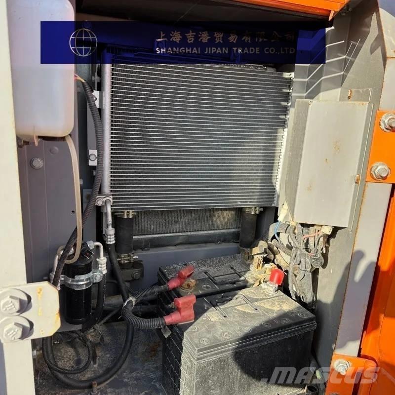 Hitachi ZX 70 Midi rýpadla 7t - 12t