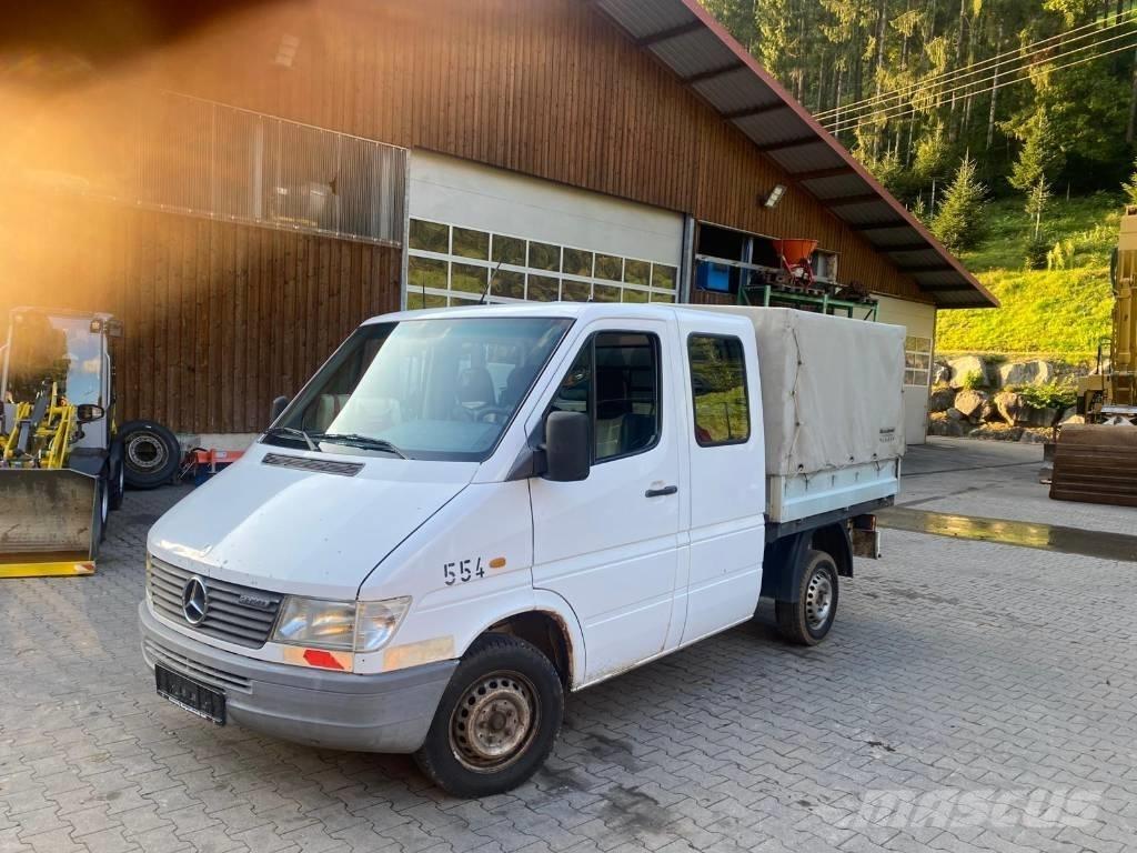 Mercedes-Benz 212 D Pick up/Valník