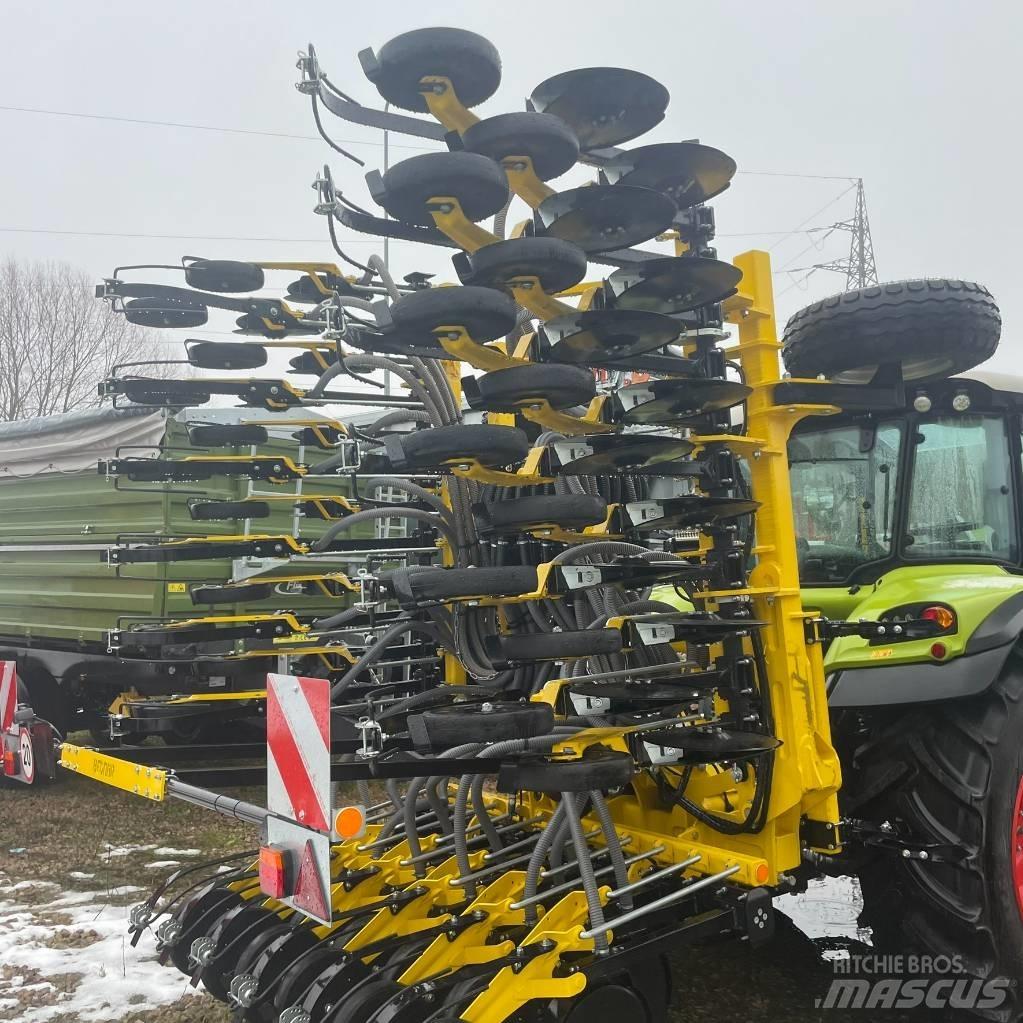 Bednar CORSA CN 6000 Mechanické secí stroje