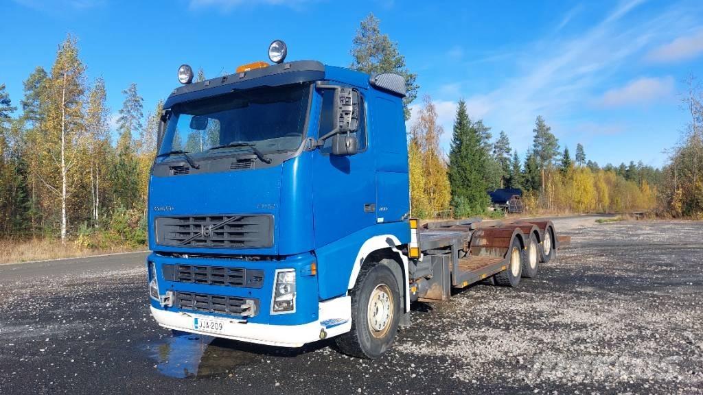 Volvo FH12 460 8x4*4 Nákladní automobily pro přepravu lesních strojů