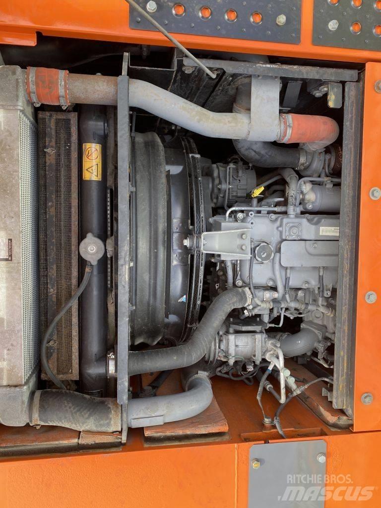 Hitachi ZX 140 W-3 Kolová rýpadla