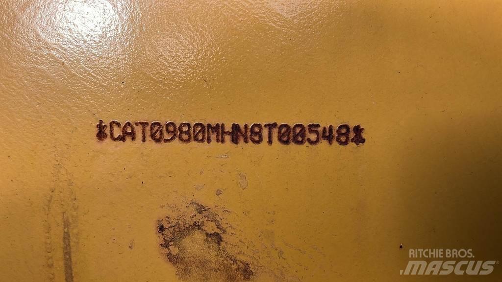 CAT 980M Kolové nakladače