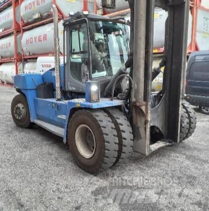 Kalmar DCG1700-12, Kontejnerové manipulátory
