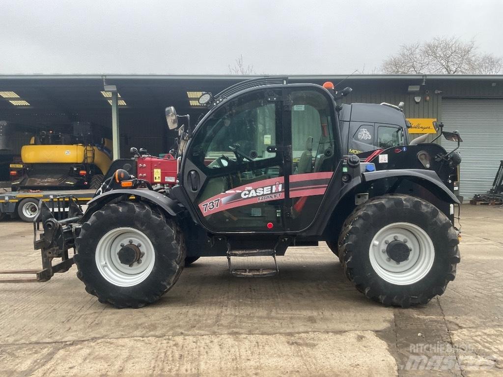 Case IH 737 Teleskopické nakladače pro zemědělství