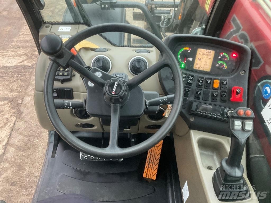 Case IH 737 Teleskopické nakladače pro zemědělství