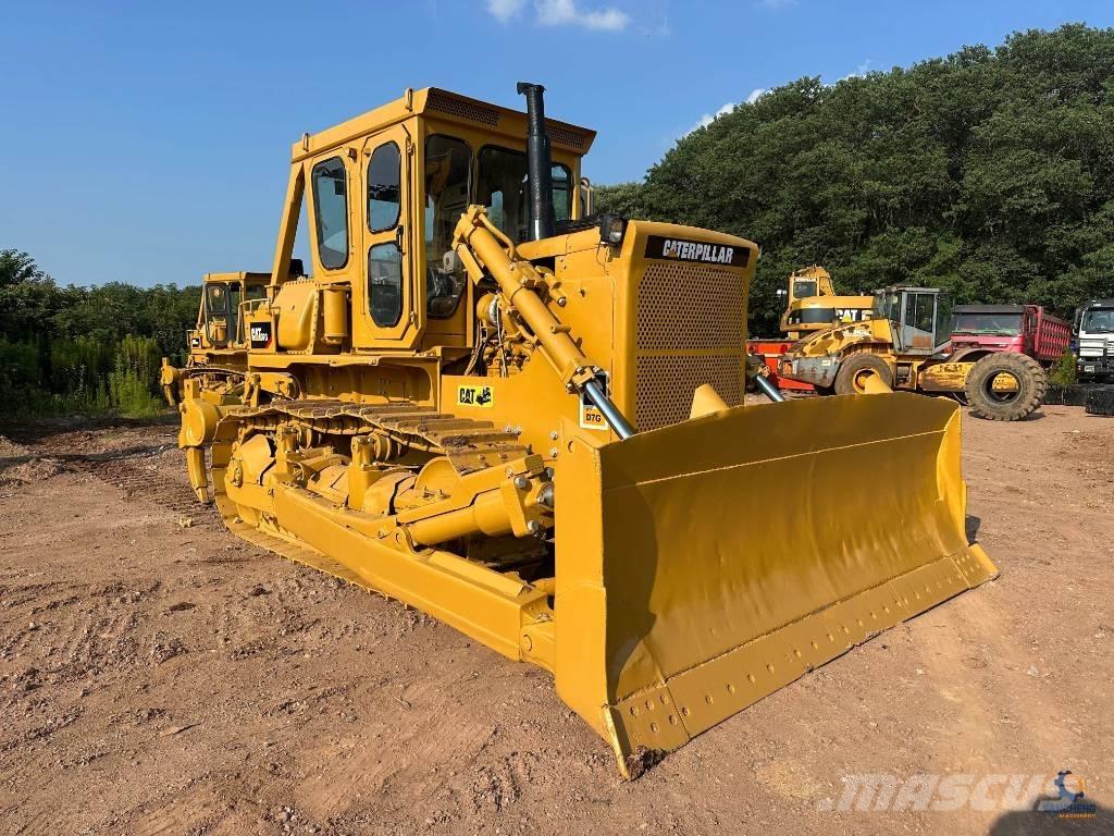 CAT D 7 G Pásové dozery