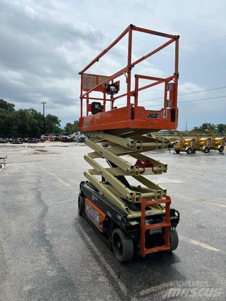 JLG R2632 Nůžková zvedací plošina