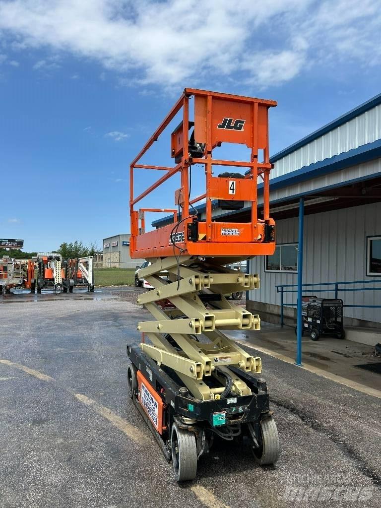 JLG R2632 Nůžková zvedací plošina