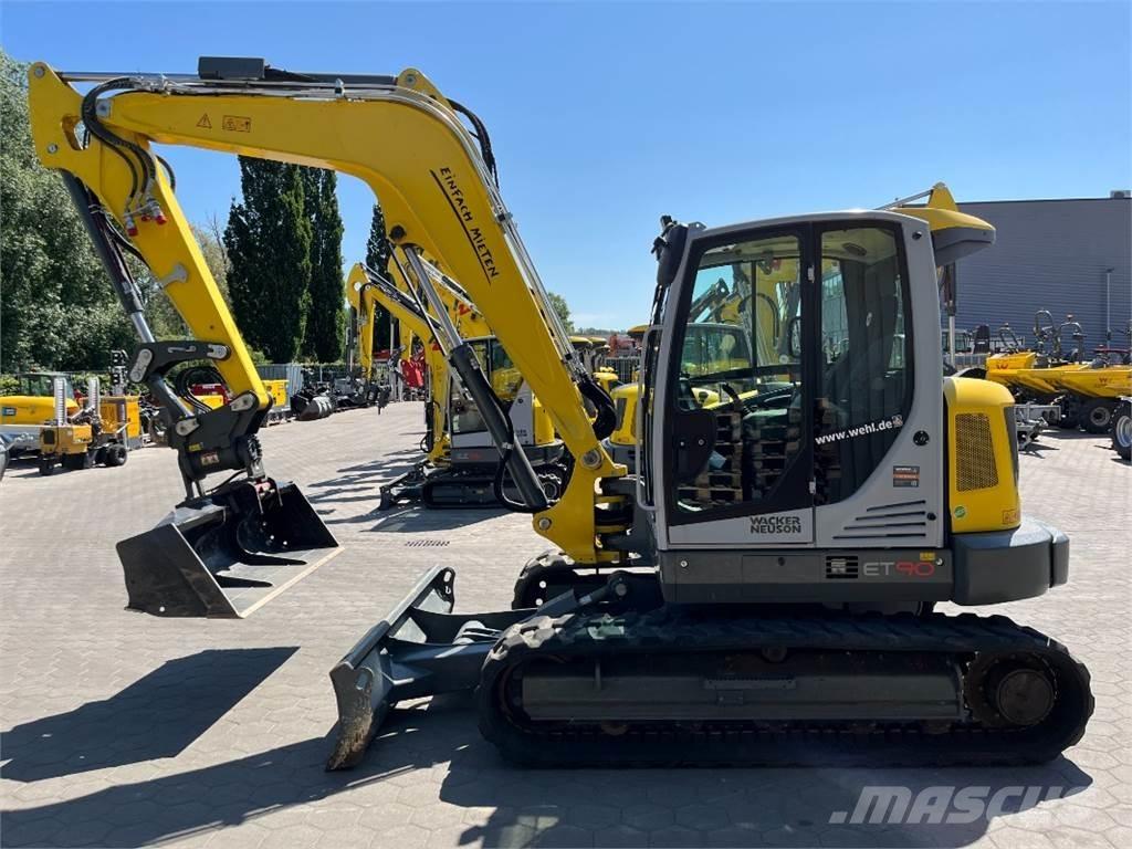Neuson ET90 Midi rýpadla 7t - 12t