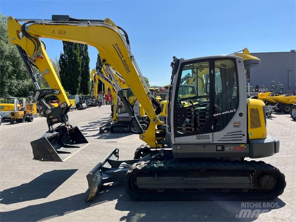 Neuson ET90 Midi rýpadla 7t - 12t