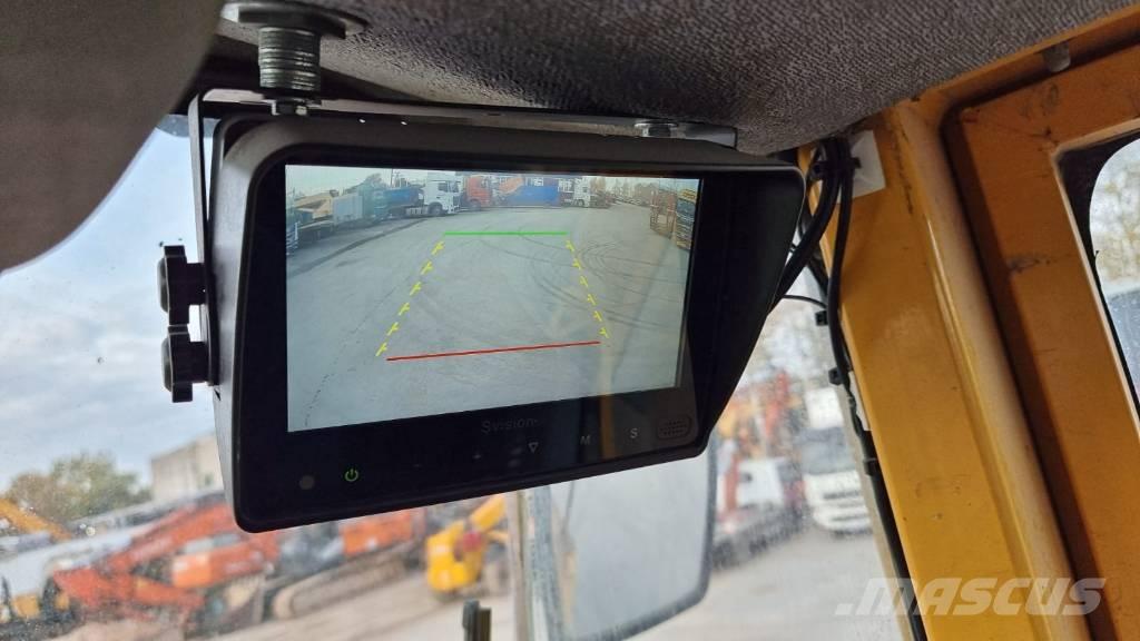 Volvo L 220 D Kolové nakladače