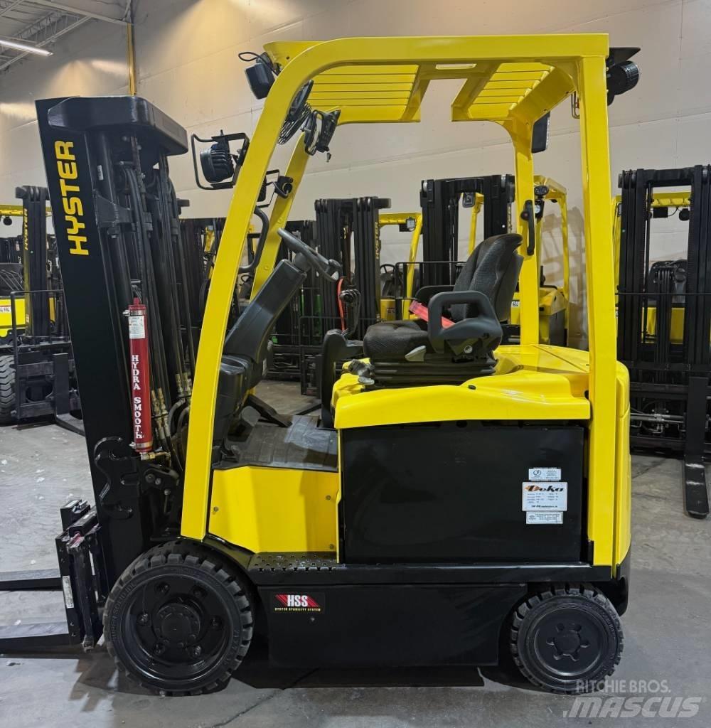 Hyster E 50 XM 33 Akumulátorové vozíky