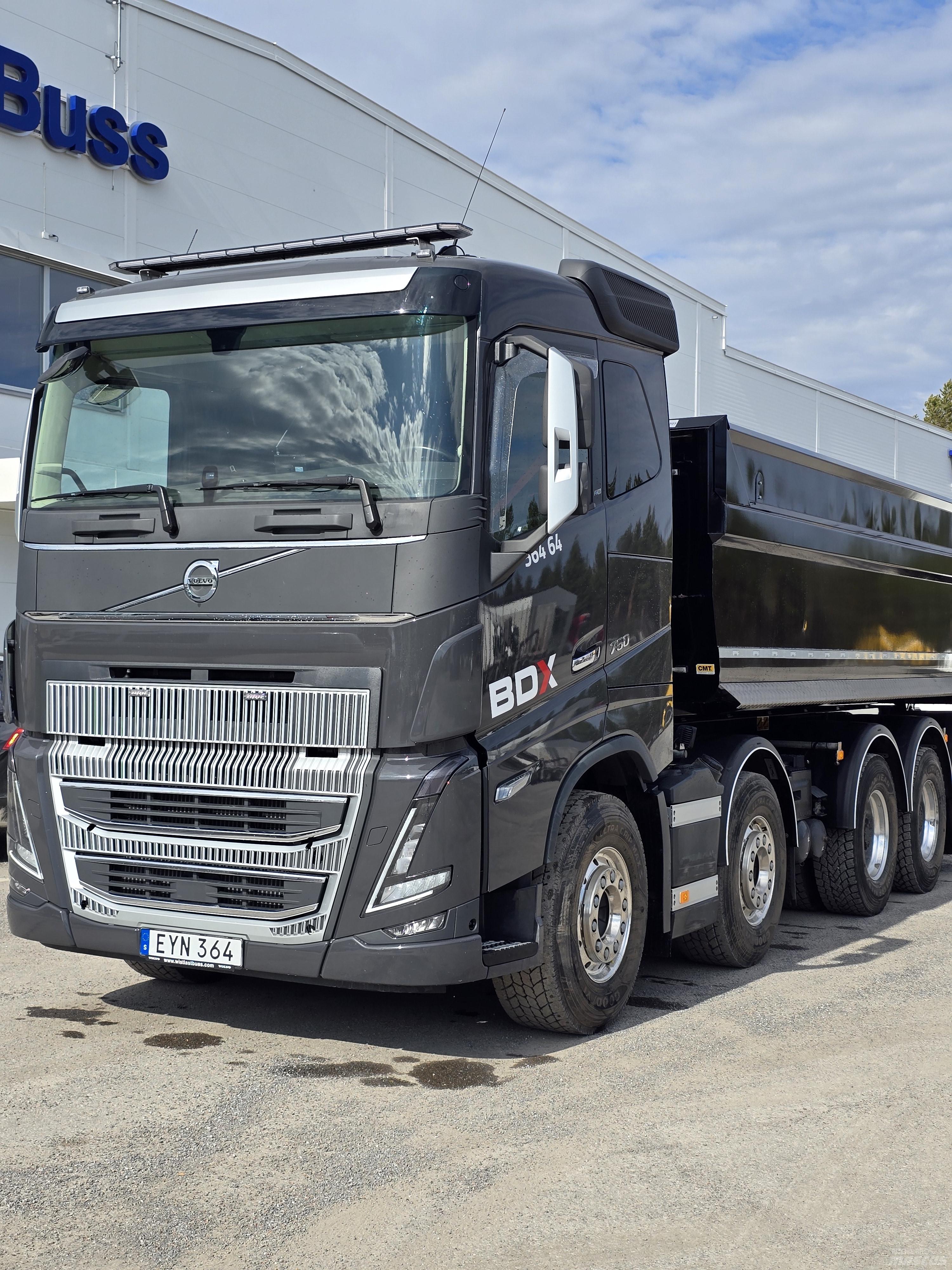 Volvo FH16 750 Sklápěče