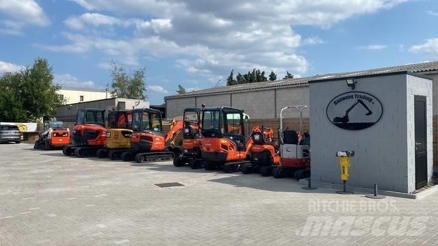 CAT 325 FL CR Pásová rýpadla