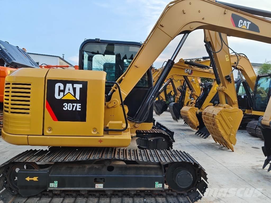 CAT 307E Mini rýpadla < 7t