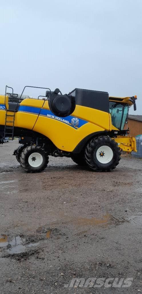 New Holland CX5.80 Sklízecí mlátičky