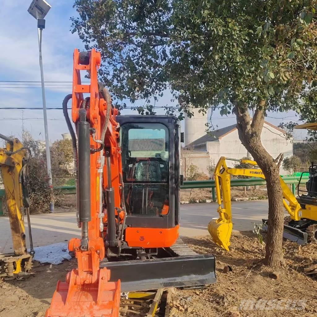 Kubota U 30 Mini rýpadla < 7t