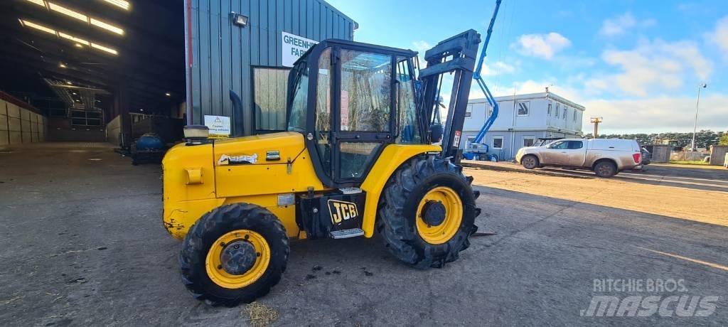 JCB 926 Terénní vysokozdvižné vozíky