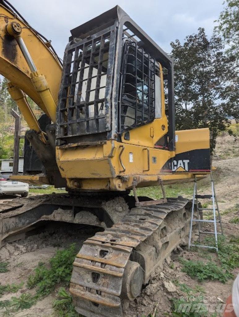 CAT 322 C Pásová rýpadla