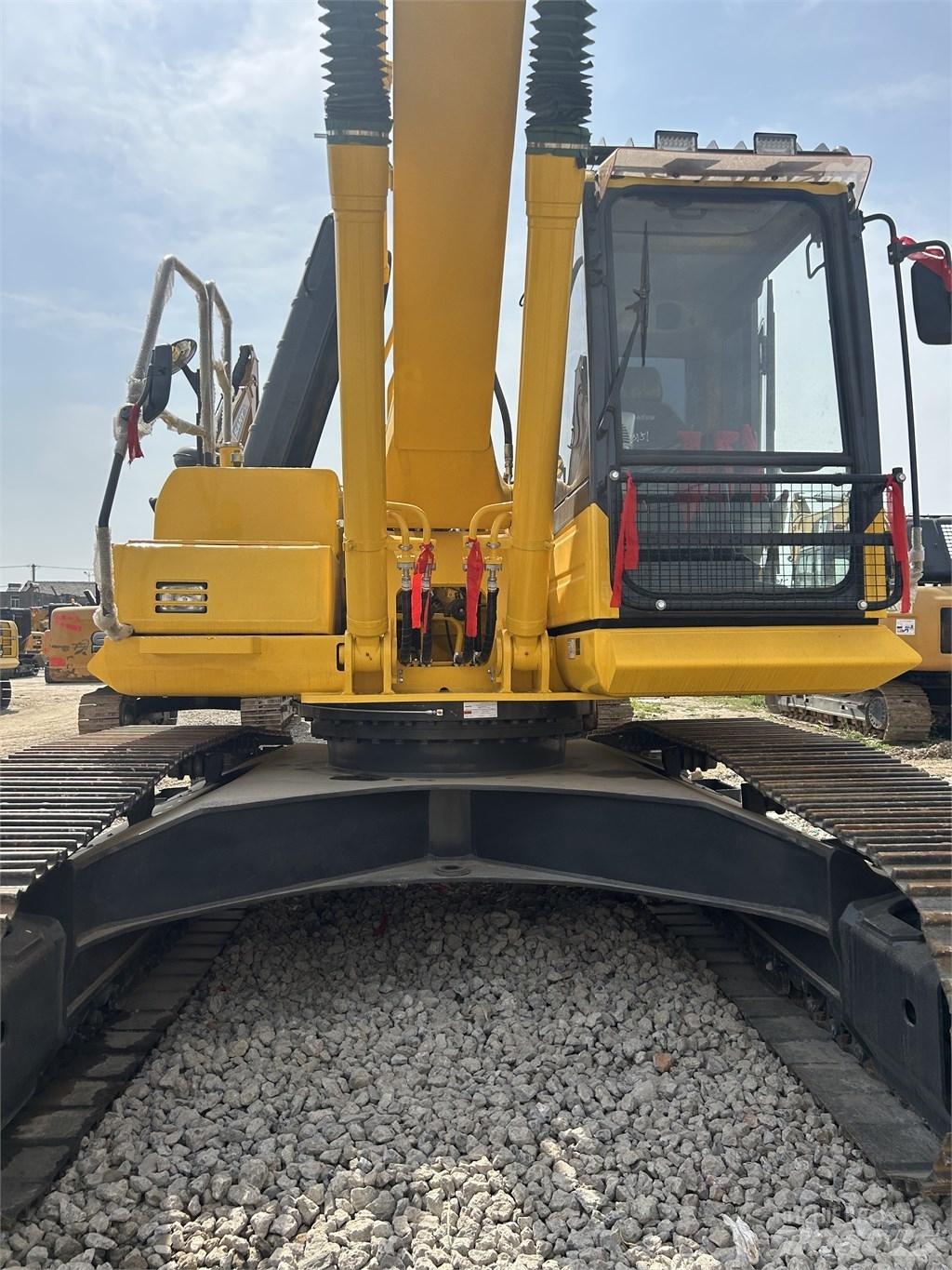 Komatsu PC 240 Pásová rýpadla