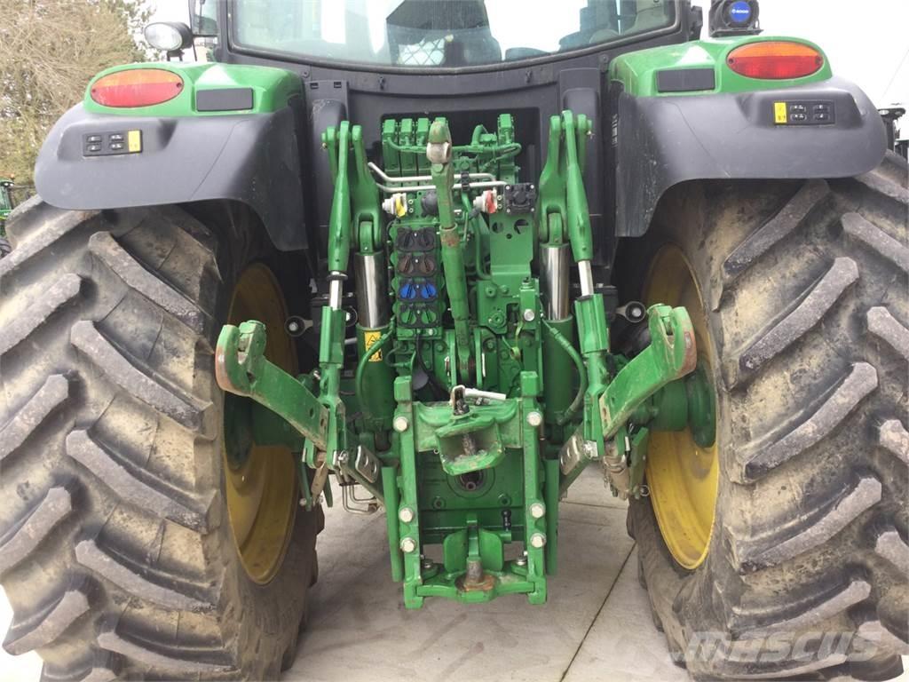 John Deere 6R155 Traktory