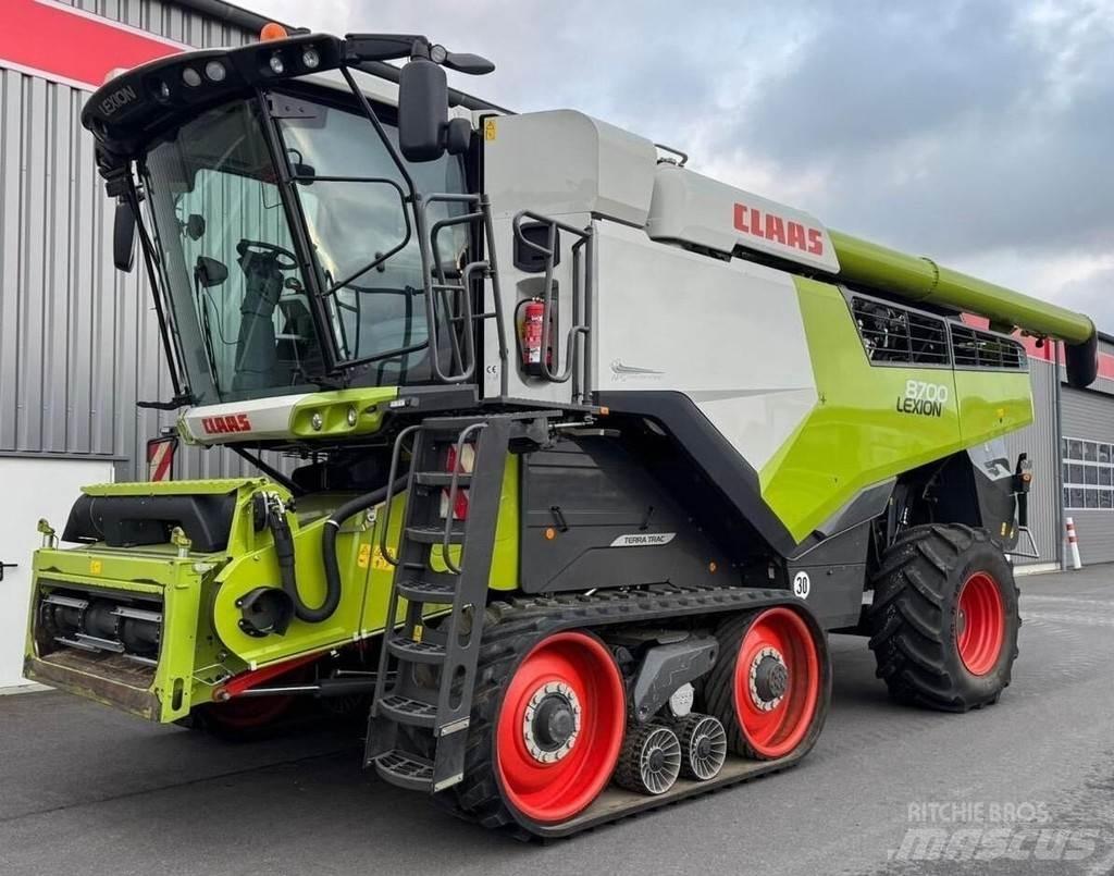 CLAAS 8700TT Sklízecí mlátičky