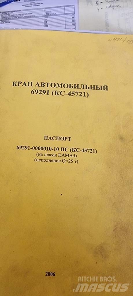 Kamaz 25T Univerzální terénní jeřáby