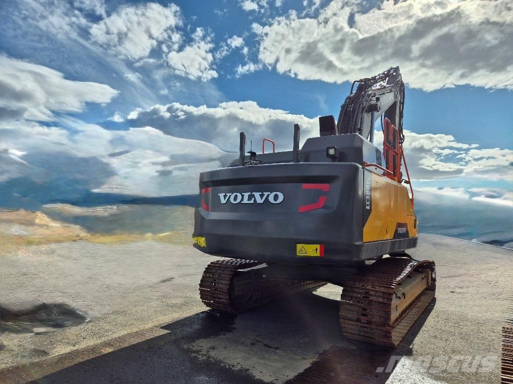 Volvo EC 380 EL Pásová rýpadla