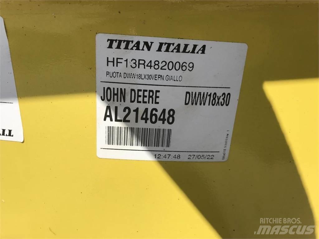 John Deere 18x30 Pneumatiky, kola a ráfky