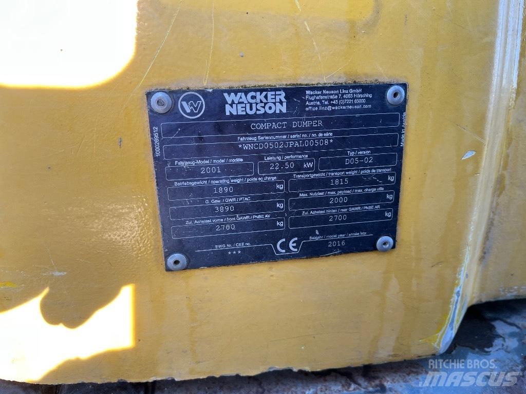 Wacker Neuson 2001 Vyklápěcí dempry