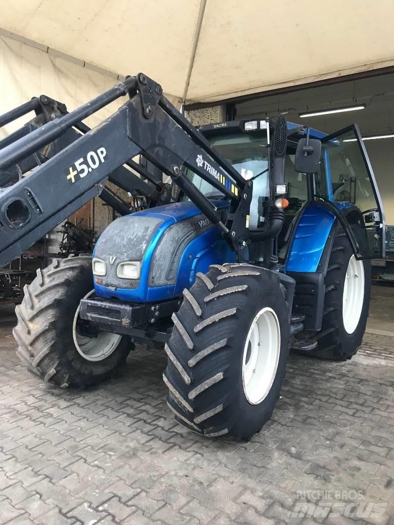 Valtra N 142 Traktory