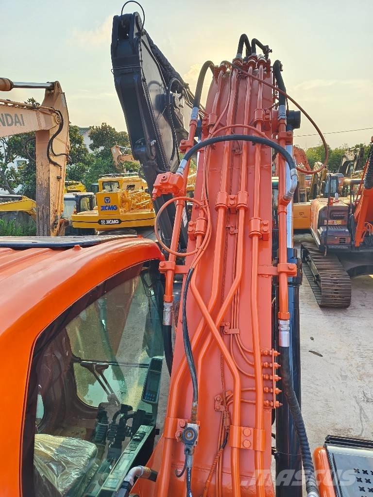Doosan DX 225 LC-9C Pásová rýpadla