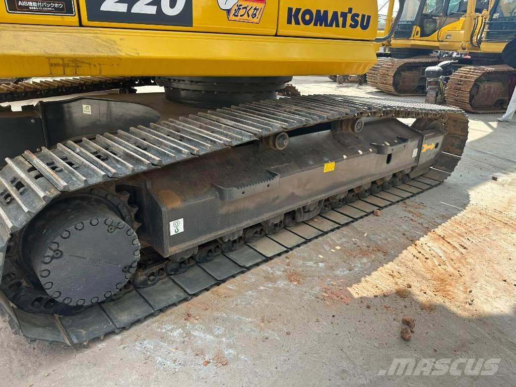 Komatsu PC 220-8 Pásová rýpadla