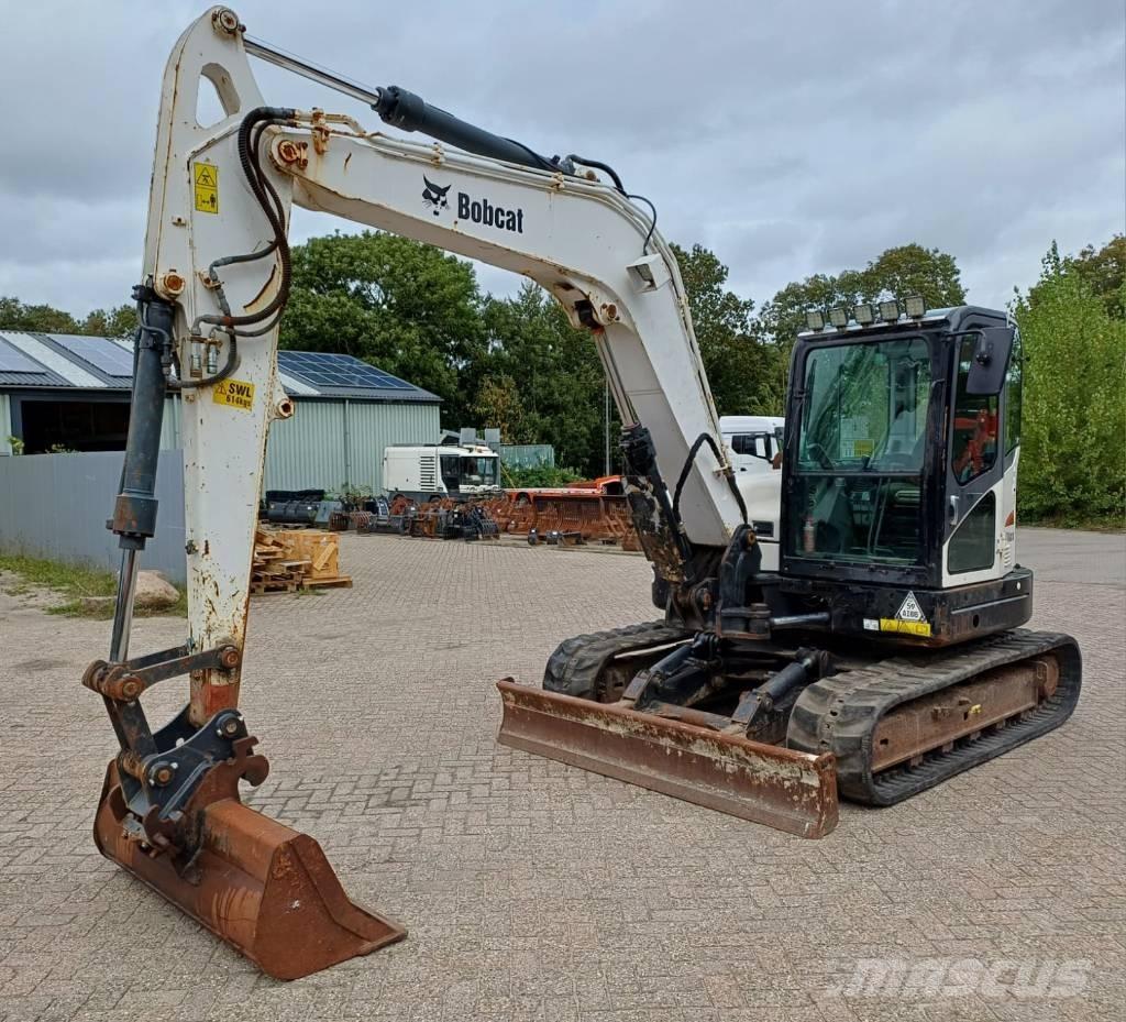 Bobcat E 85 Midi rýpadla 7t - 12t