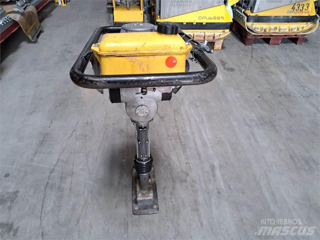 Wacker Neuson BS30 Vibrační pěchy