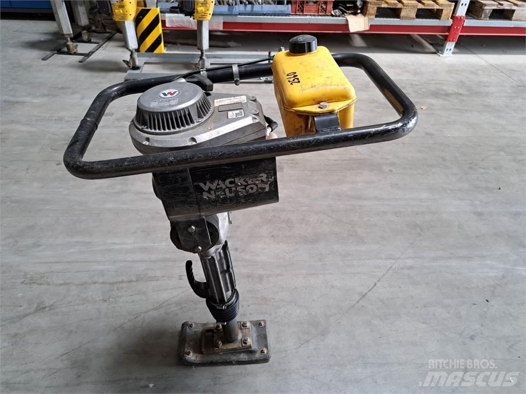Wacker Neuson BS30 Vibrační pěchy