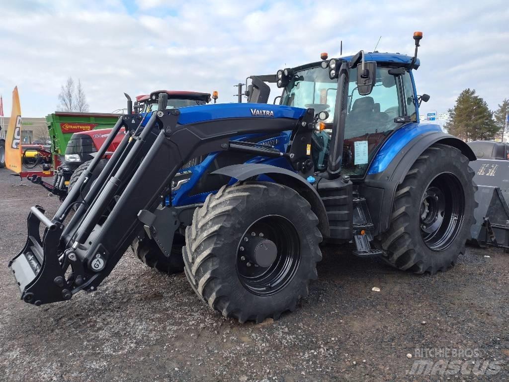 Valtra T 235 Direct Traktory