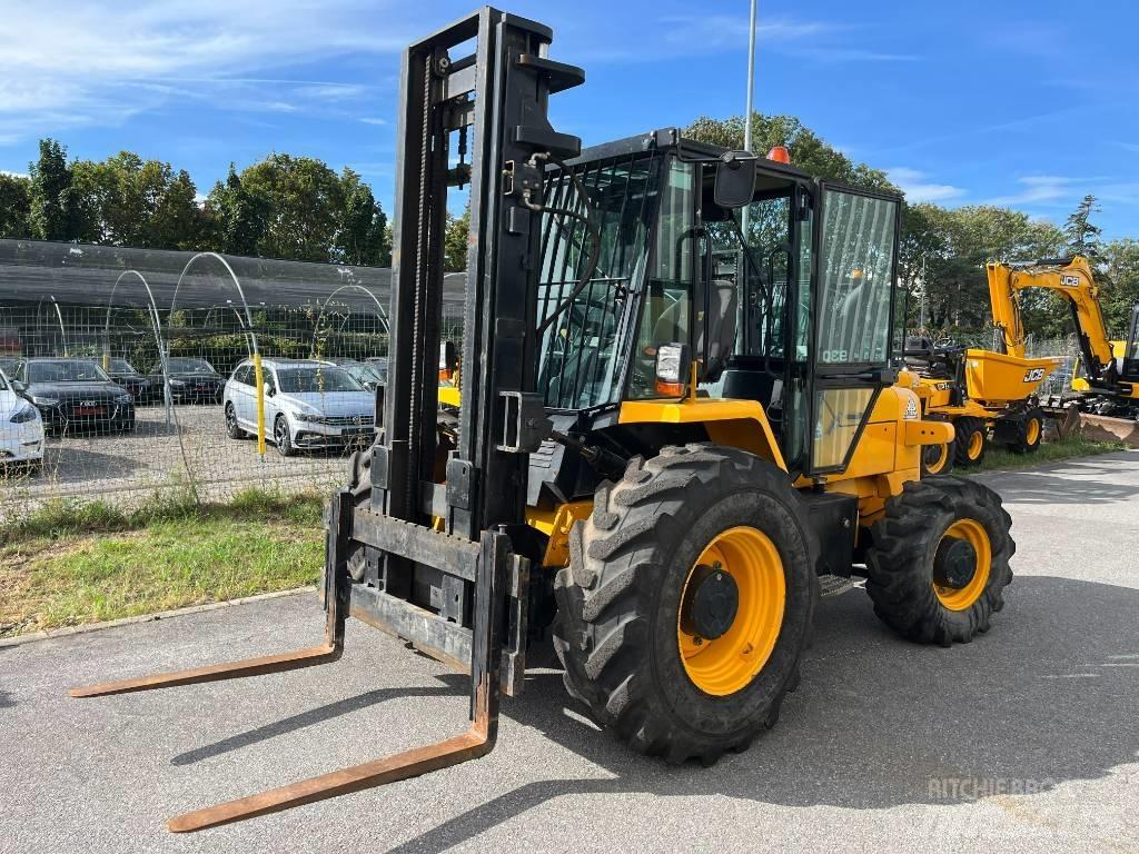 JCB 930 RTFL Terénní vysokozdvižné vozíky