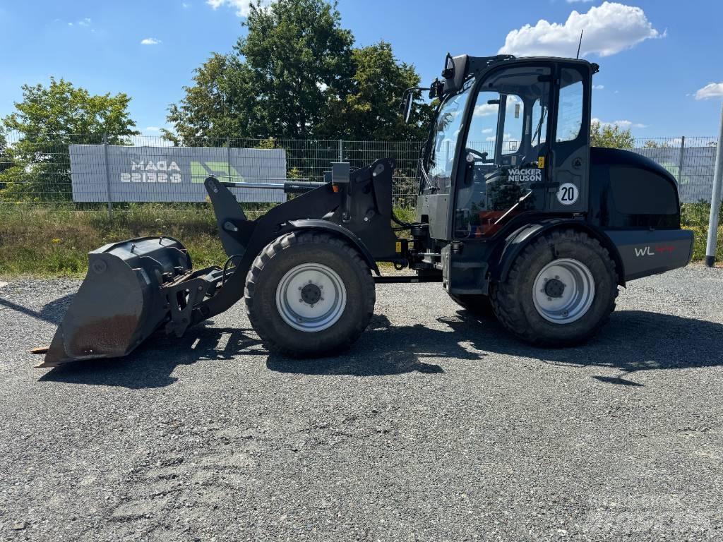 Wacker Neuson WL44 Kolové nakladače