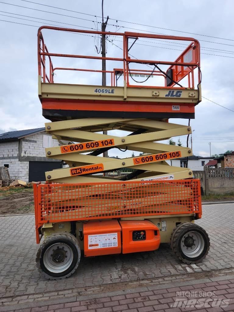 JLG E 4069 LE Nůžková zvedací plošina