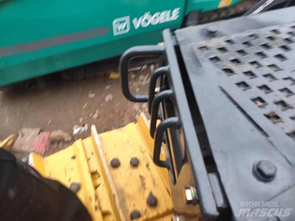 Shantui SD32 Pásové dozery