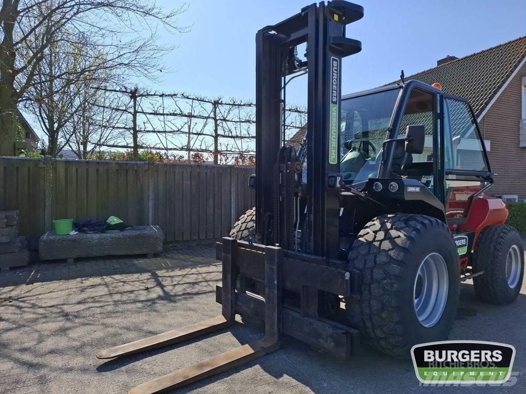 Manitou M50-4 Terénní vysokozdvižné vozíky