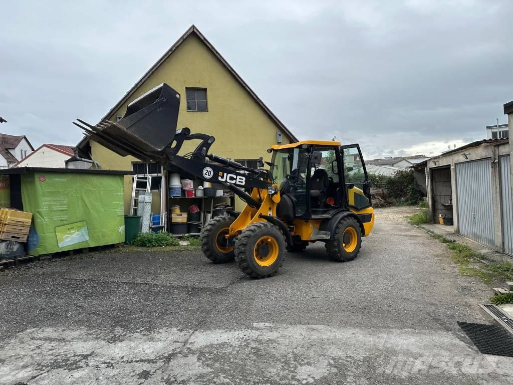 JCB 406 T 4 Kolové nakladače