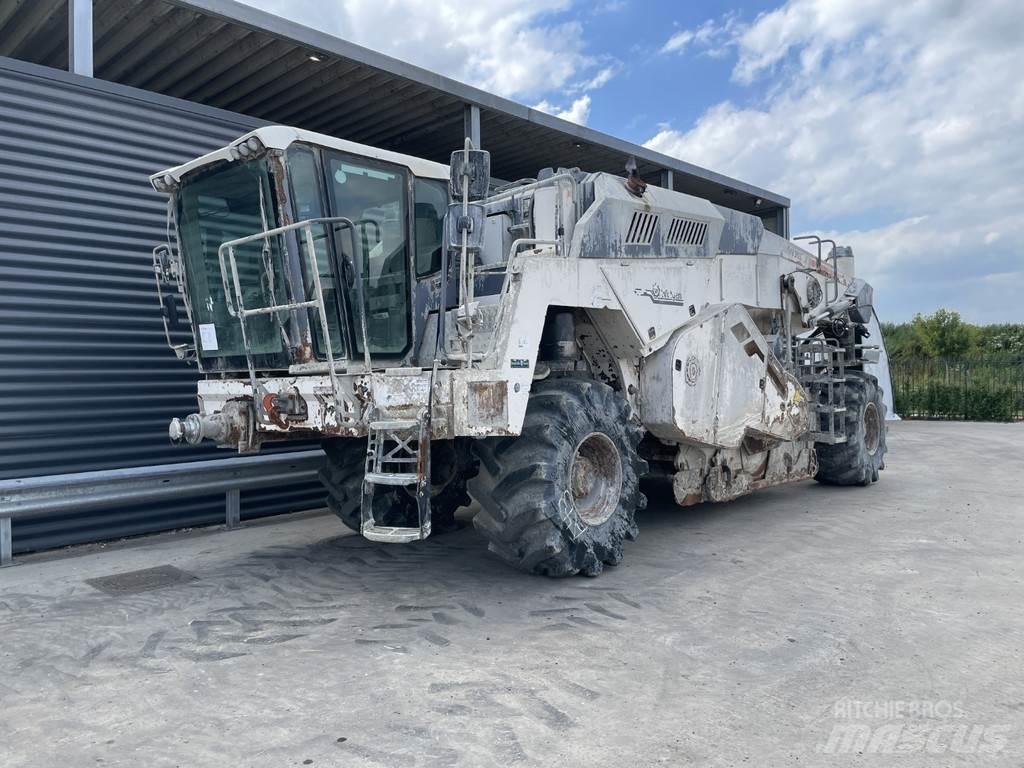 Wirtgen WR 240I Recyklátory asfaltu