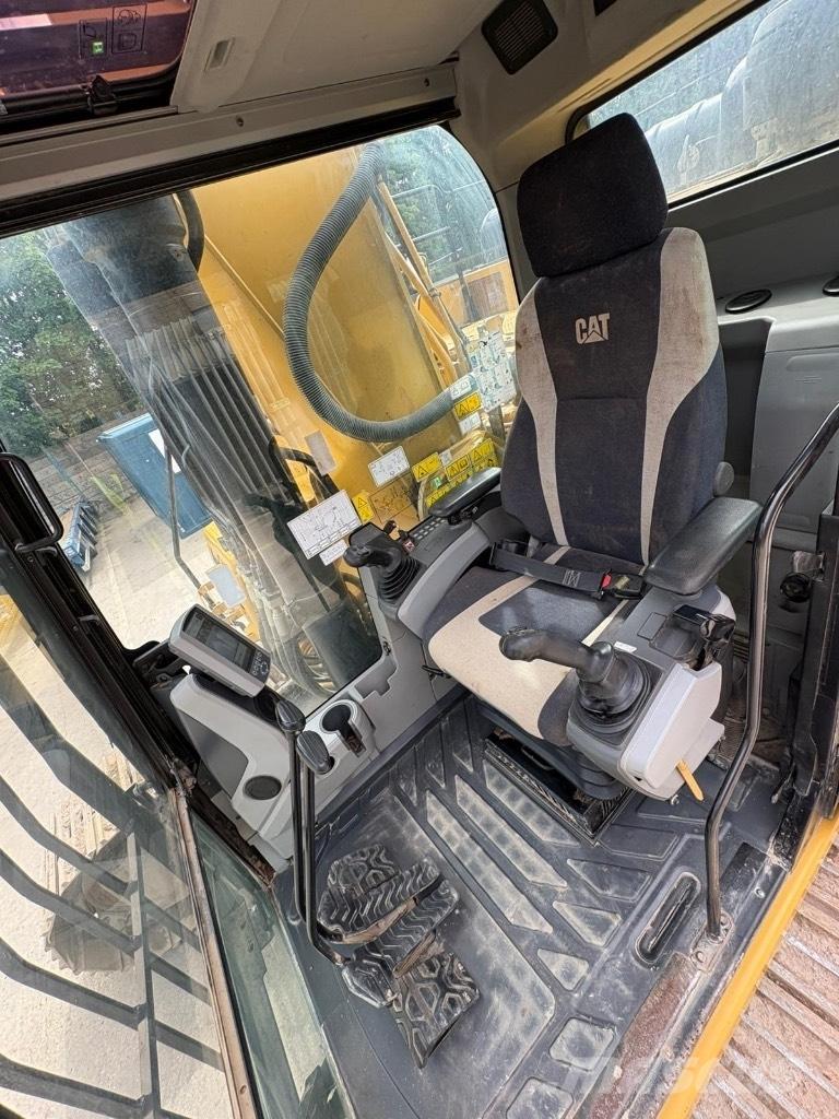 CAT 336 F L Pásová rýpadla