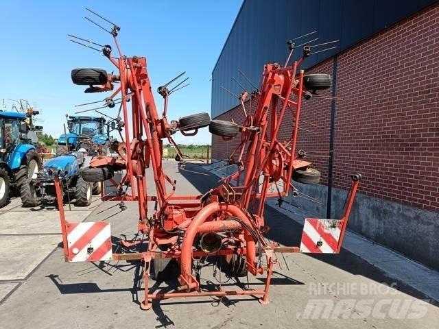 Kuhn GF8501 MHO Obraceče a shrabovače sena