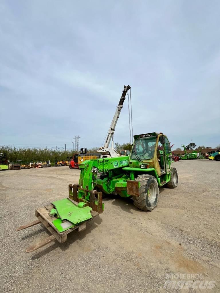 Merlo P38.14 Teleskopické manipulátory