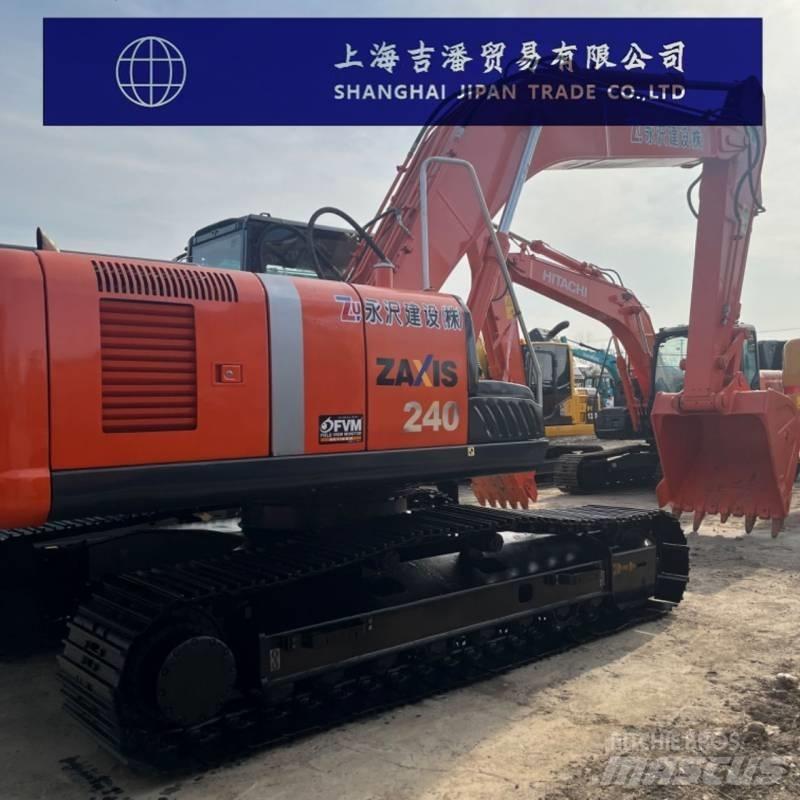 Hitachi ZX 240 Pásová rýpadla