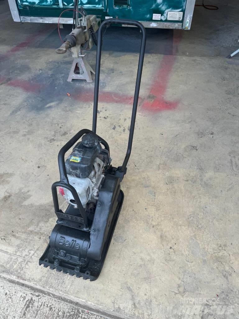 Belle LC3251 Kompaktory