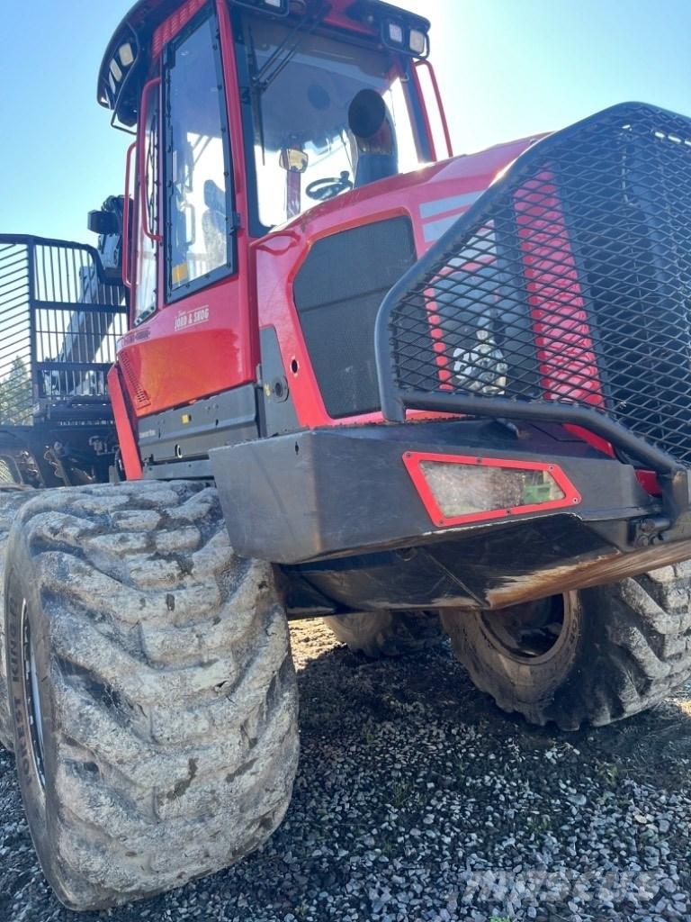 Komatsu 895 Vyvážecí traktory
